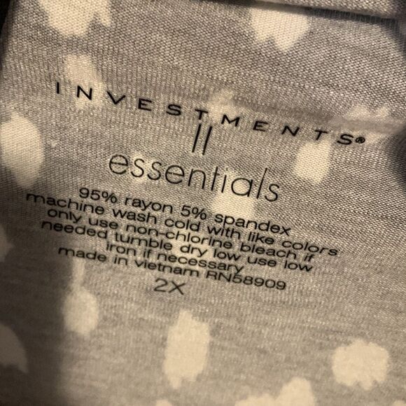 Investments Essentials 2x Tunic Black w/White Print Long Sleeve - Picture 4 of 4